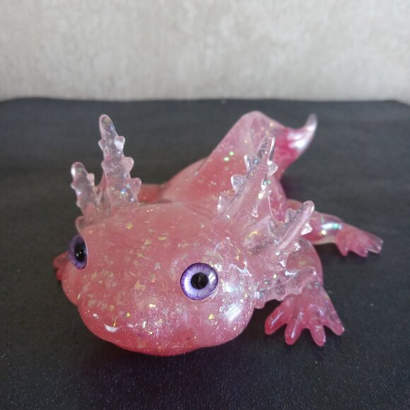 Pink glittery axolotl figurine collectible home decor handmade resin new - Picture 10 of 10